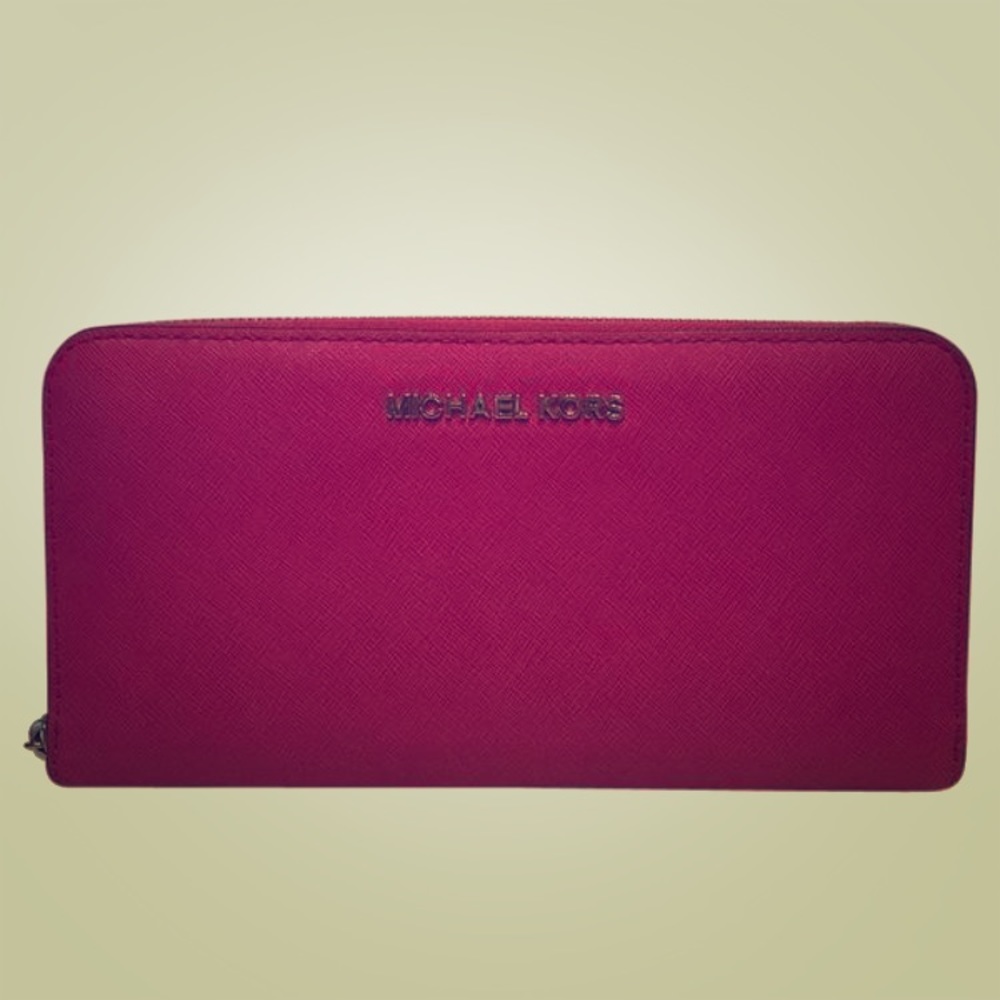Michael Kors XL Wallet